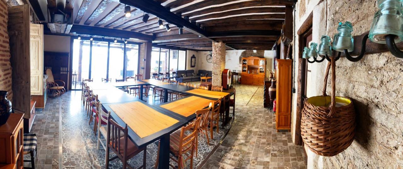 Casa Ruina Pensionat Nava del Rey Eksteriør billede