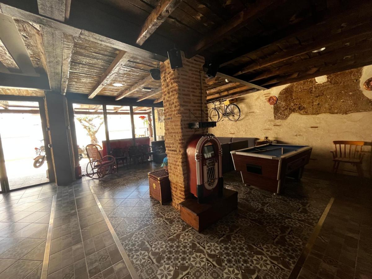 Casa Ruina Pensionat Nava del Rey Eksteriør billede