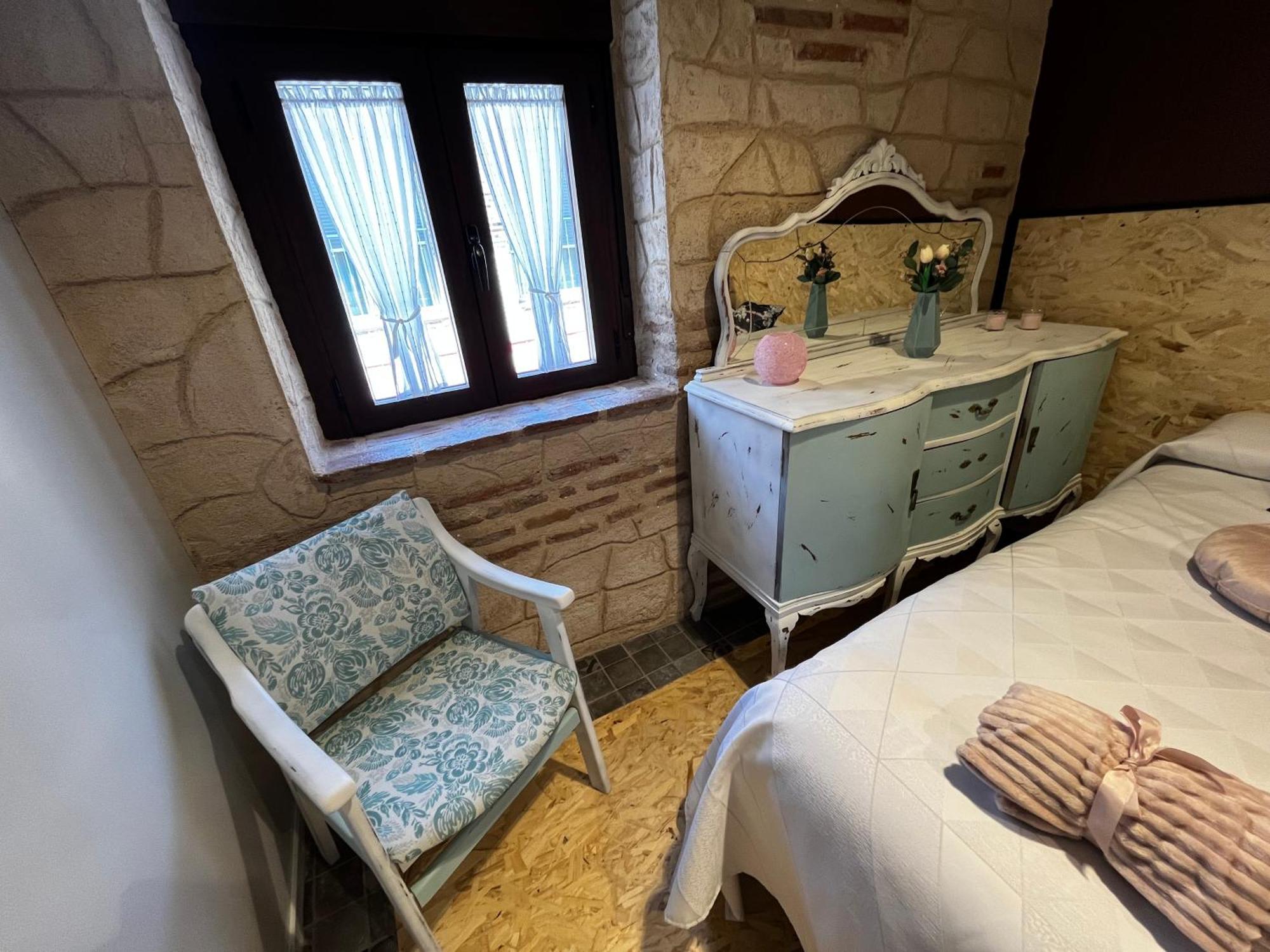 Casa Ruina Pensionat Nava del Rey Eksteriør billede